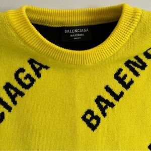 Authentic Balenciaga Allover Logo Crewneck in Yellow/Black Medium Oversized